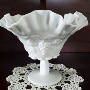 Vintage Westmoreland Double Ruffled Crimped Grape Pattern Compote or Candy Dish