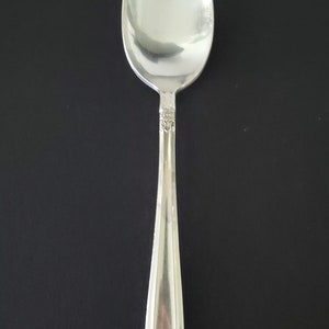 &quot;Vintage Holmes & Edwards Silberplatte Servierlöffel &quot;&quot;Lovely Lady&quot;&quot; Dekor.&quot;