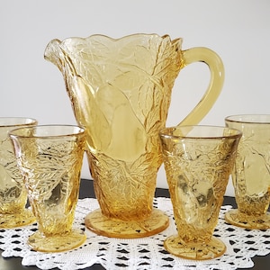 Vintage Tiara &quot;Sunshine Yellow&quot; Lovely Pear Design Pitcher and 4 Glasses Set