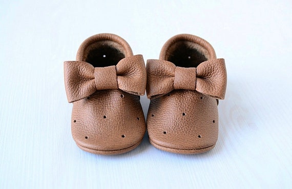 Handmade leather baby shoes best sale