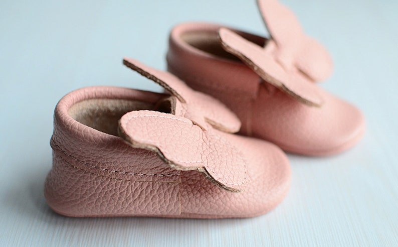 READY TO SHIP 6-12 Months Pink Butterfly Wings Baby Shoes, Real Leather Handmade Soft Soles, Newborn Baby First Shoes, Baby Shower Gift image 4