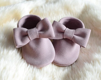 Pink Pearl Suede Moccasins, Real Leather, Soft Sole Baby Girl Bow Booties, Infant Shoes, Baby Shower Gift, Baby First Shoes