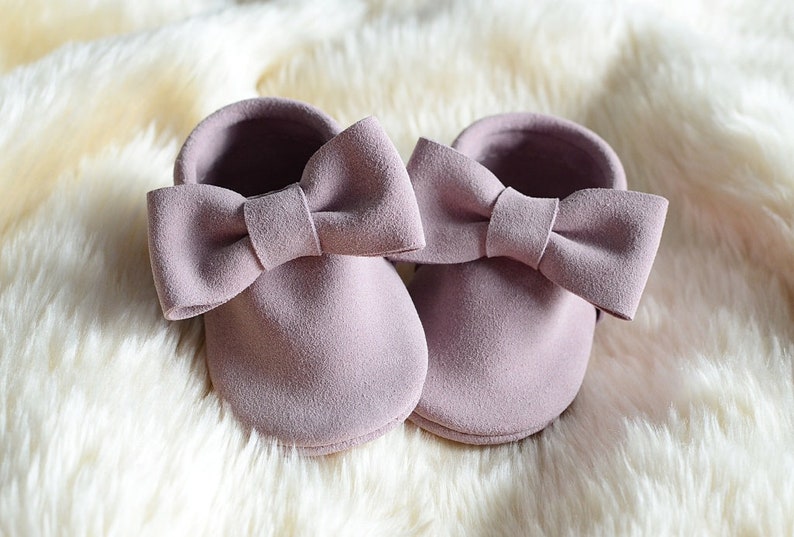 Pink Pearl Suede Leather Soft Sole Kids Baby Bow Moccs Infant Mo Pink Pearl Suede Leather Soft Sole Kids Baby Bow Moccs Infant Mo