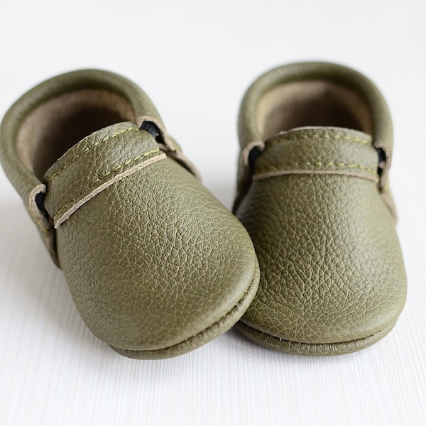 Soft Leather Baby First Shoes, Olive Green Unisex Classic Moccasins, Handmade Booties, Soft Soles, Toddler Shoes, Baby Shower Gift