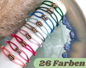 Les Trois Tricolor - Armband mit drei Ringen Muttertag dreifach Ring Gold Silber Rosegold Satinband Edelstahl Freundschaftsarmband 26 Farben