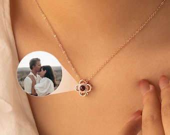 Four Leaf Clover Necklace with Picture - Projection Photo Necklace - Custom Projection Jewelry - Anniversary Gift for Girlfriend - Wife Gift