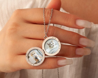 Pet Locket Necklace - Custom Pet Photo Locket - Locket Necklaces with Photo - Cat Lover Gift - Pet Memorial Jewelry Grandma Gift