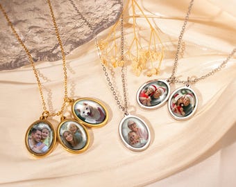 Meaningful Gift for Mom - Custom Family Photo Necklace - Oval Photo Charm Necklace - Multi Picture Necklace Personalized Grandma Gift