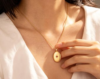 Oval Birthstone Locket Necklace - Vintage Oval Locket Gold - Custom Locket Women - Photo Necklace - Custom Engraved Jewelry - Mom Gift