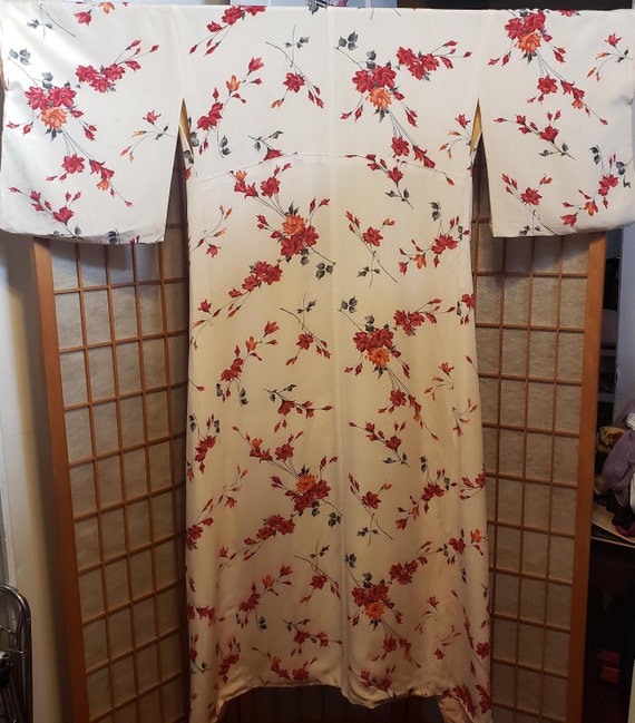 Vintage, Japanese Red and White Floral Kimono