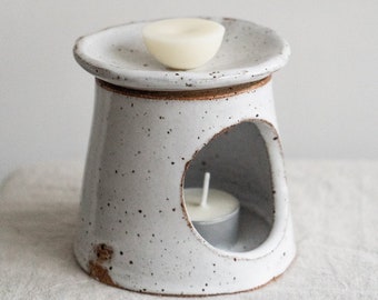 Oil Burner Set in Glossy White