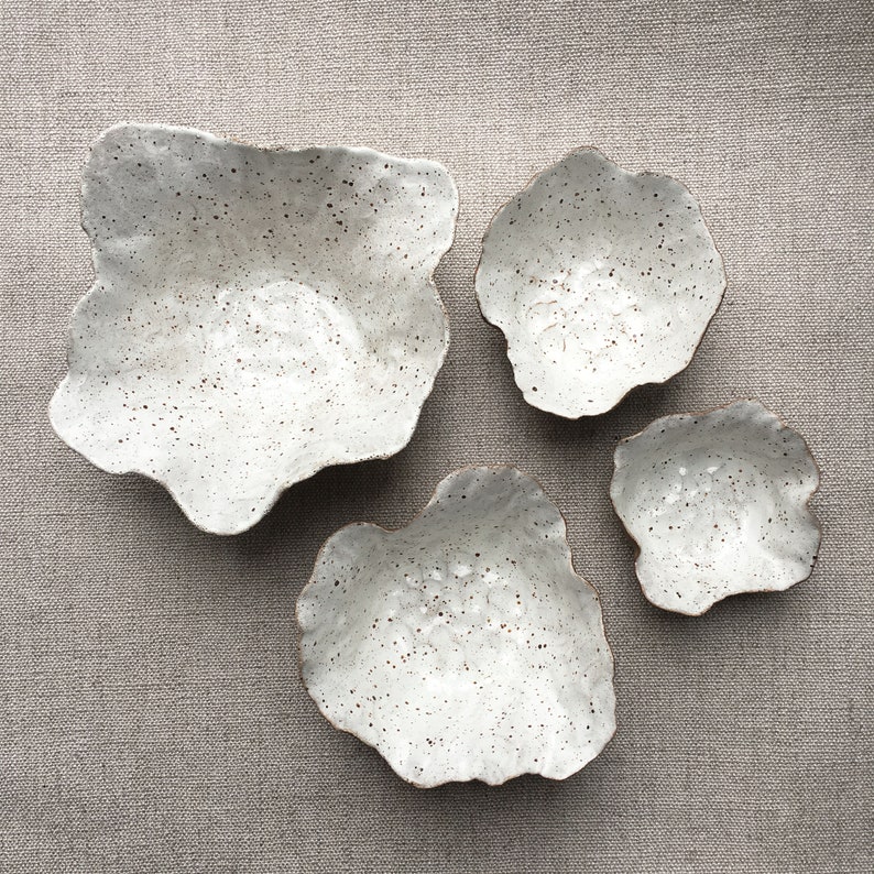 Forde Ceramic Petal Bowl in White 34cm