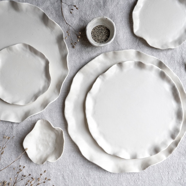 Platos de porcelana Frill con borde pellizcado a mano, vajilla, platos blancos, cerámica