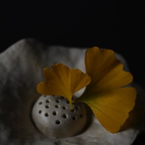Mila Ikebana, handmade ceramic floral vase, image 3
