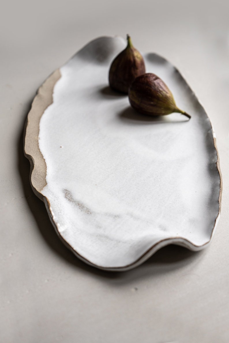 Aires Glossy White Serving Platter image 2