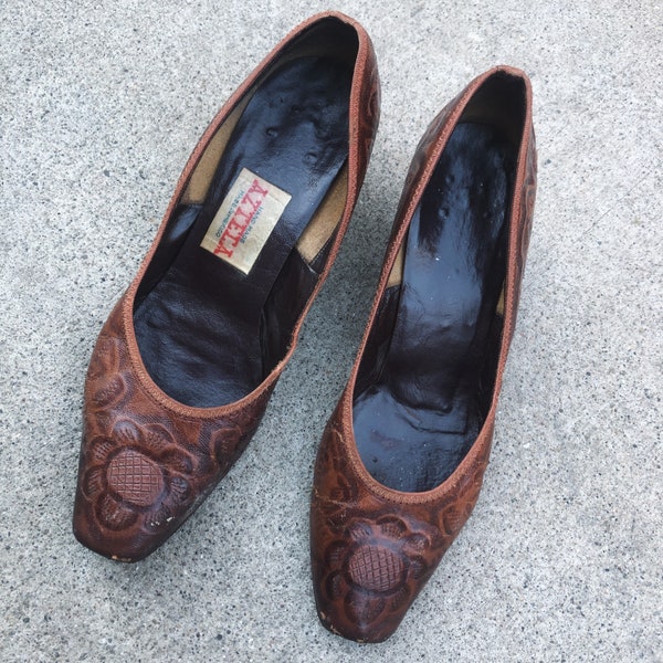 Vintage 40s/50s tooled leather heels from Azteca