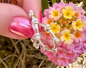 Aros de perlas, Pendientes de piedras preciosas naturales, Aro pequeño, 1/2", Aros de plata de ley, Pendientes únicos, joyería nupcial, Regalos de novia