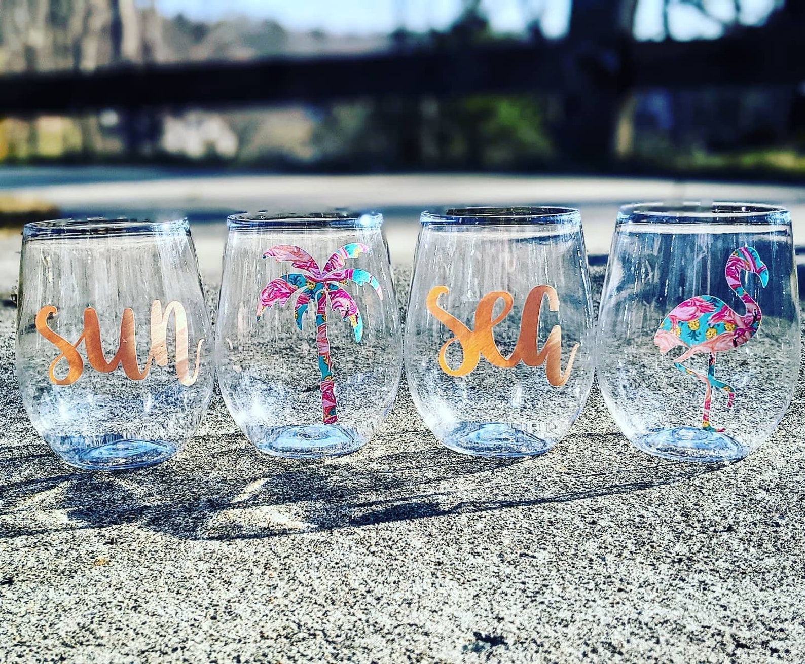 Beach Day Fun Plastic Wine Glasses 4 Pack Wine Glasses Etsy