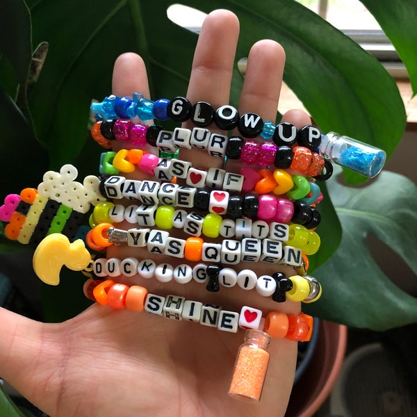 Lot of random kandi singles (1-100)