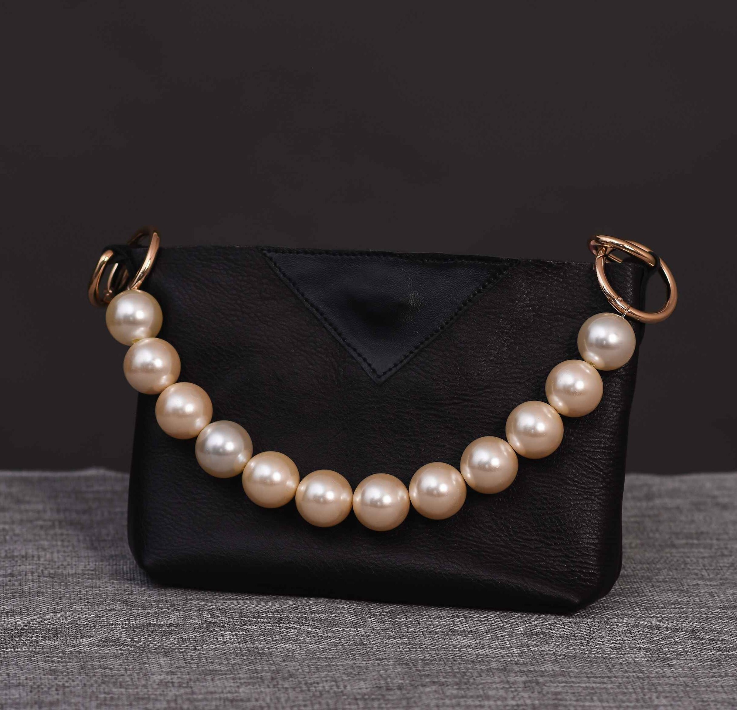 Xiazw Women's Elegant Bead Pearl Handle Strap Chain Charms