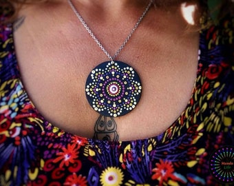 single colorful psychedelic graphic round Rainbow 50 mandala necklace wood and hypoallergenic stainless steel woman