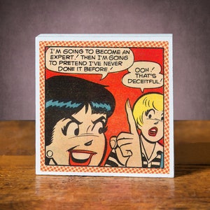Veronica Betty Polka Dot Border Comic Panel 'Art Block' Holz freistehend. Geschenk/Mädchen Zimmer/Home Decor