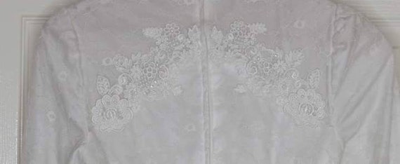 Vintage Victorian Lace & Down Wedding Dress - image 6
