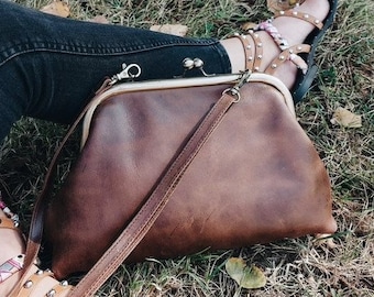 Borsa a tracolla in vera pelle, borsa a tracolla in pelle in stile vintage, borsa da sposa, borsa per il trucco in pelle, PATCHI