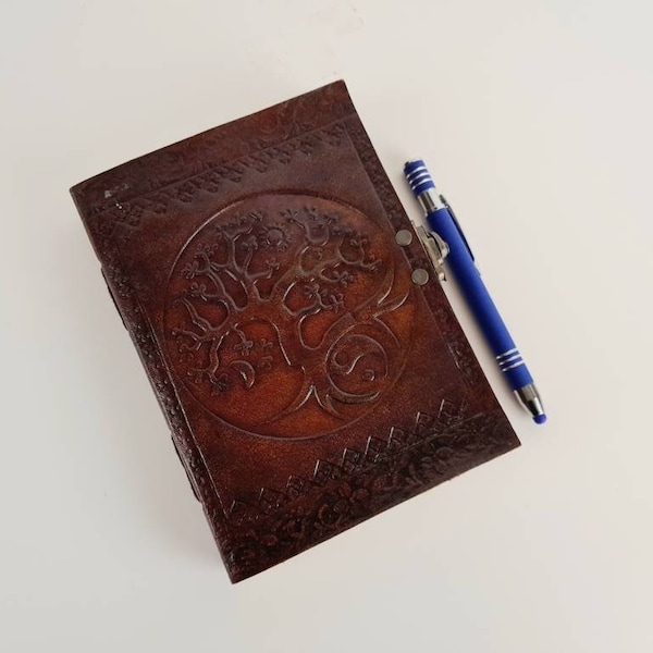 Carnet en cuir fait main avec arbre de vie gravé, Journal en cuir authentique avec fermoir, Carnet de croquis en cuir marron, ALAN MARRON