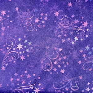 Op de afbeelding: Paarse achtergrond met een herhalend patroon van witte sterren en swirls. De sterren zijn van verschillende grootte en de swirls zijn delicaat en vloeiend.