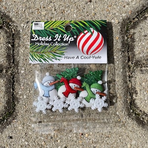 Dress it up - buttons Have a cool yule