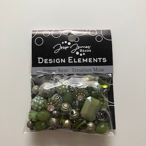 Bead mix Jesse James Beads Pepper Stem/ Terrarium Moss