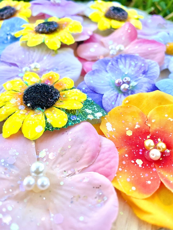 Rapunzel-inspired Assorted Flower Hair Clips | Flowers for  display picture 2