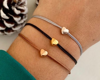 Heart bracelet with card in your desired color, heart bead in gold, rose gold or silver