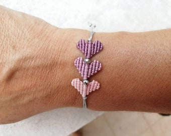 Geschenk für Sie, Geschenk mit Herz, Armband drei Herzen, Herzarmband, Schmuck hypoallergen, Macrame Armband, Länge verstellbar