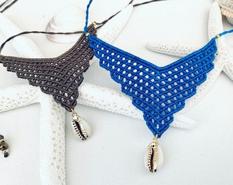 Necklace with cowrie shell, macrame necklace boho style bohochic, shell necklace, macrame necklace, jewelry beach and sea, royal blue, brown
