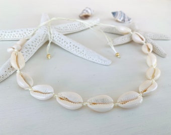 Shell necklace, choker cowrie shells and 925 silver beads, in your desired color, adjustable length, holiday feeling