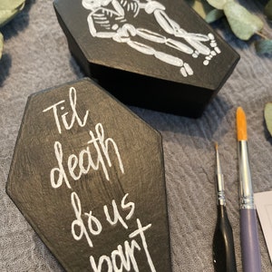 Coffin ring box - til death do us part