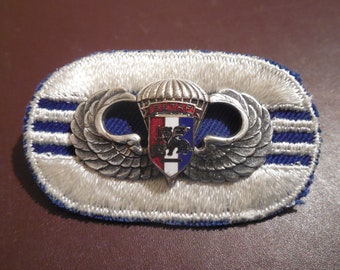 Hat Lapel Push Tie Tac Pin 101st Airborne Wings NEW