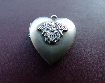 Vintage US Navy Sweetheart Picture Locket Necklace Bracelet USN Anchor Heart Charm Naval Eagle Officer Military Insignia Silver Plated