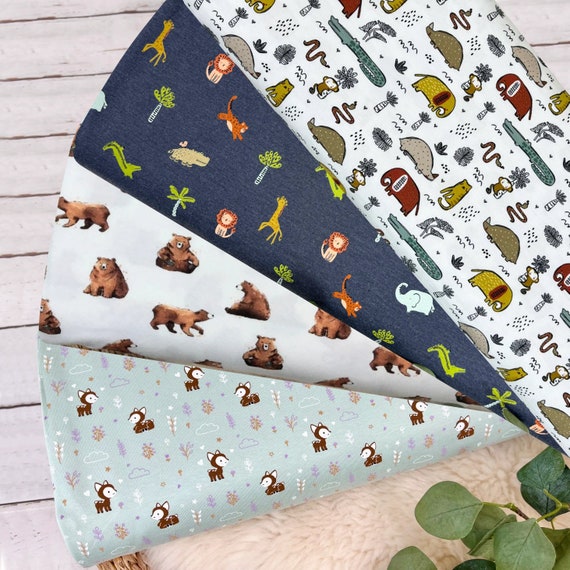 Jersey Stoff Waldtiere, Safari und Dschungel Tiere in weiß, mint