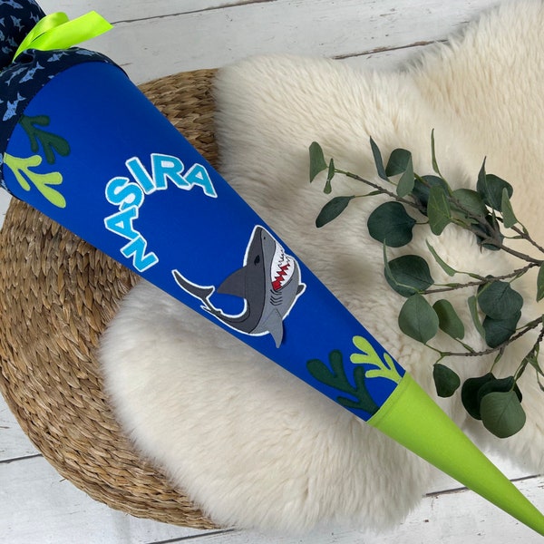 Schultüte aus Stoff mit Name – Hai blau, grün (70cm, 85cm) – Zuckertüte personalisiert, optional mit Kissen