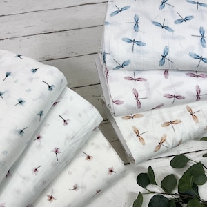 Muslin fabric / Double Gauze – small flowers and dragonflies, brown, light blue, berry, white – Oeko-Tex 100 Art. 1001-