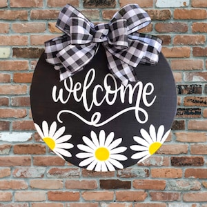 Welcome Daisy Door Hanger