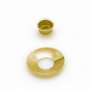 Spouts / Candle Holders for pyramid candles brass plated with drip catcher Ø 14mm