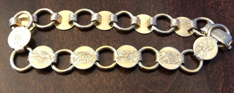 Gold Tone Chain Link Bracelet Vintage 1970s SARAH COV