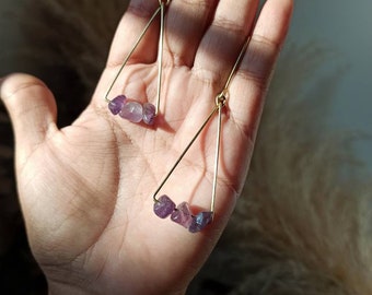 Amethyst crystals triangle earrings/ minimalist earrings / abstract earrings/ stone earrings /wire earrings/ quartz earrings/ minimalistich