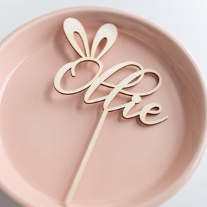 Hase Name Kuchen Topper Erster Geburtstag Kuchen Topper 1st Birthday Cake Smash Topper Benutzerdefinierte Name Cake Topper Einige Hase ist ein Hase-Kuchen-Deckel