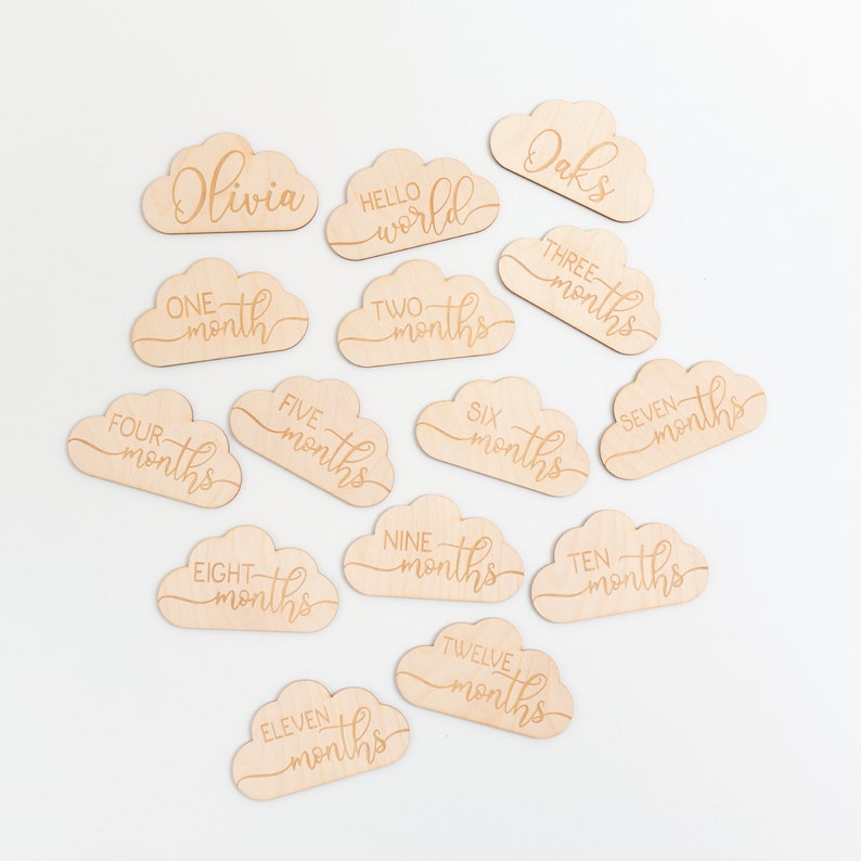 Baby Announcement Photo Prop Milestone Markers Cloud Wooden Baby Milestone Cards Baby Milestone Plaques Baby Monthly Milestone Cards