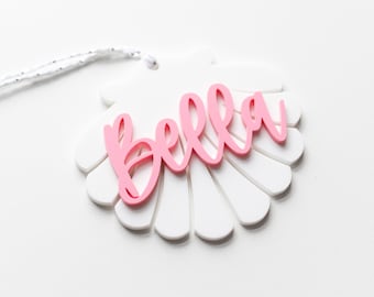 Seashell Personalized Acrylic Tags, Summer Bag Tags, Hang Tags, Beach Tags, Seashell Birthday Party, Customized Hang Tags, Bag Tags, Shell